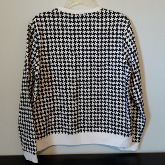 Kim Rogers Houndstooth Print Sweater, size M - Picture 3 of 4